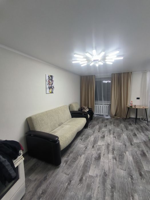 Сдам квартиру по месячно