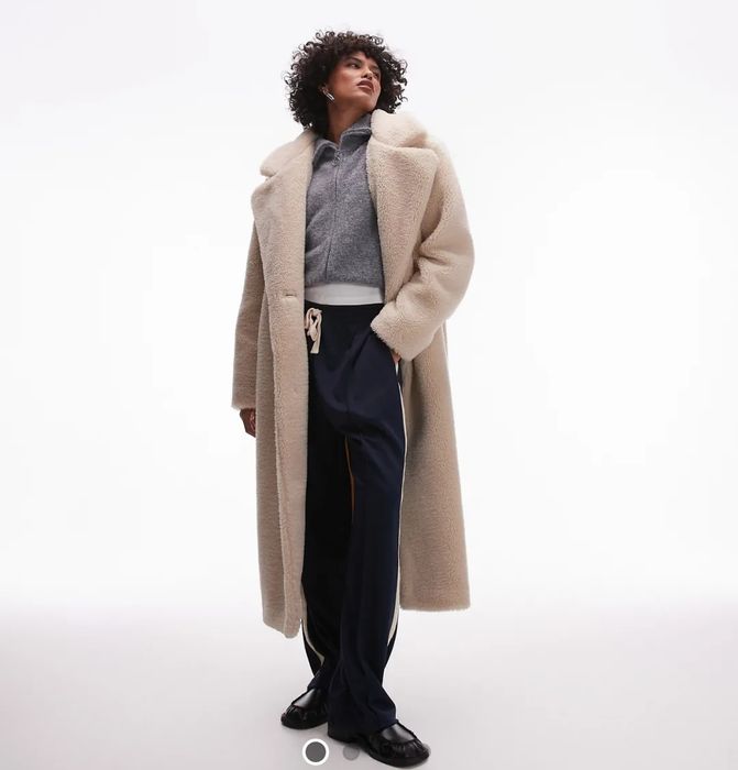 Пухкаво палто от Asos