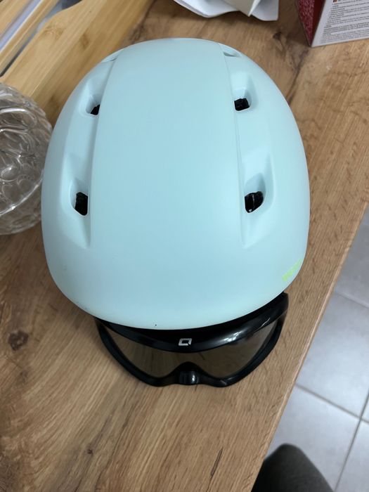 De vânzare Boots Vans/ booti snowboard și cască snowboard