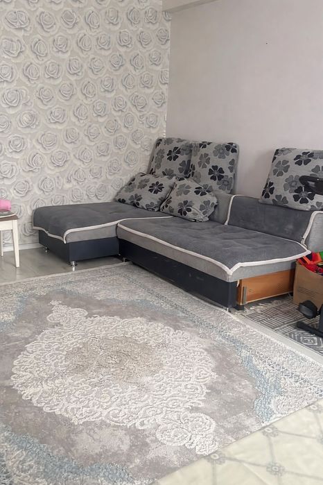 Продам диван б/у