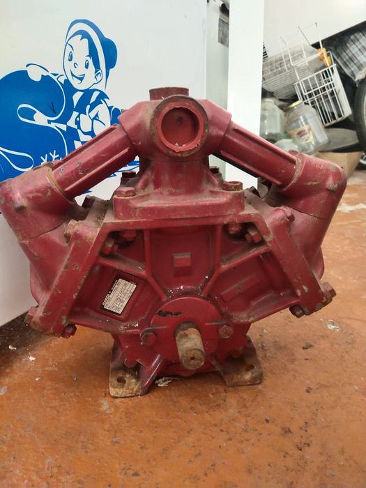 Продам насос опрыскивателя ОВТ