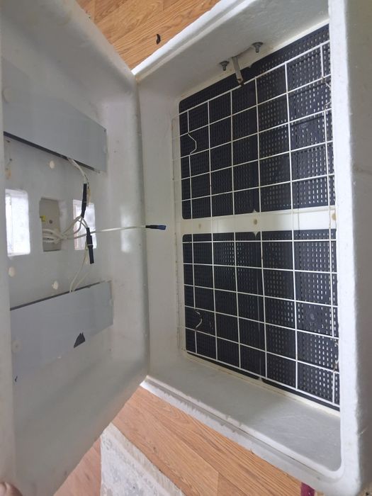 Инкубатор несушка 77