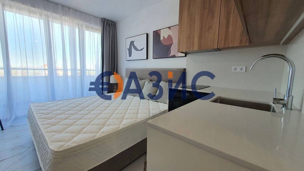 Напълно обзаведено студио в комплекс „Sole Mare“, Ахелой, първа линия