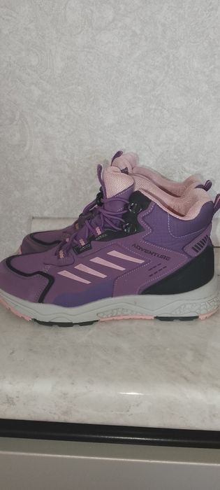 Сапоги и ботинки.