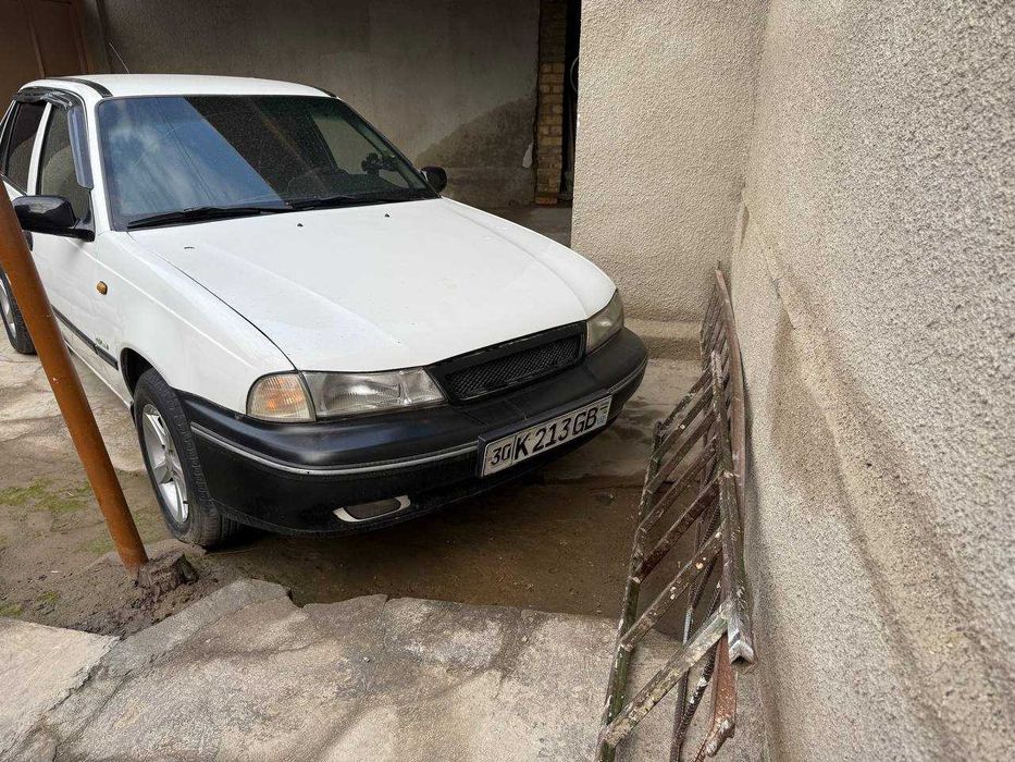 Срочно продается первая нексия в хорошем состоянии...