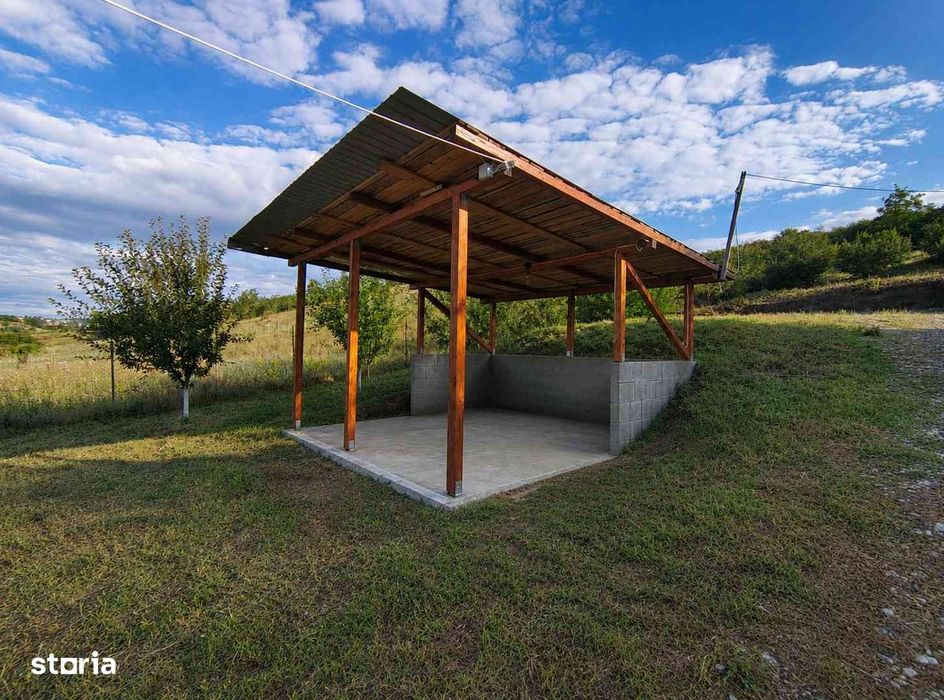 De vânzare | Casă de vacanță cu teren de 4.453 mp | Cojocna