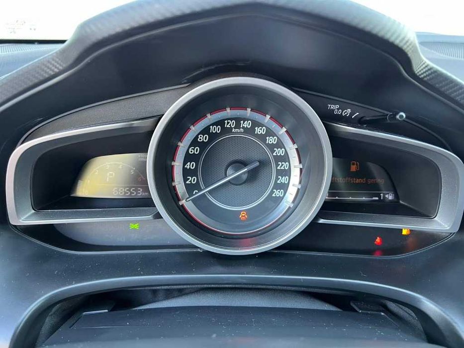 Mazda 3 1.5D 2016г.