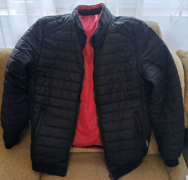 Vand geaca marimea M