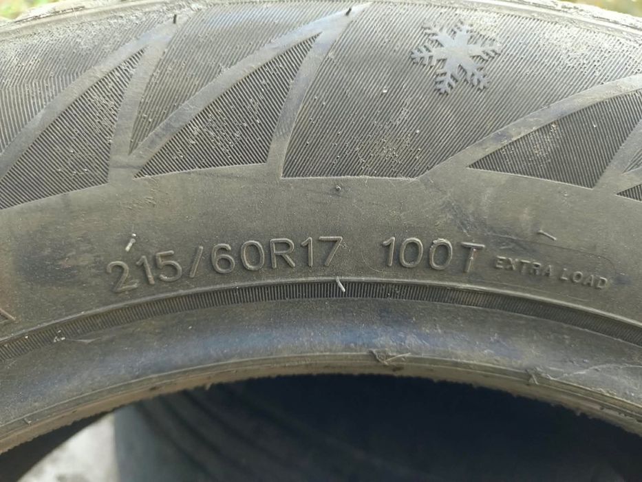 Шины 215/60  R 17