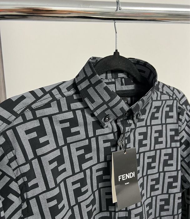 Camasa FENDI super calitate