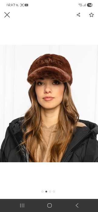 Шапка PINKO плюш