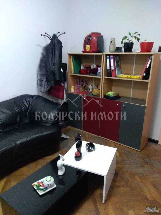 Продава се Офис в Велико Търново, Център - 23 кв.м за 1218 €/кв.м - Снимка #1