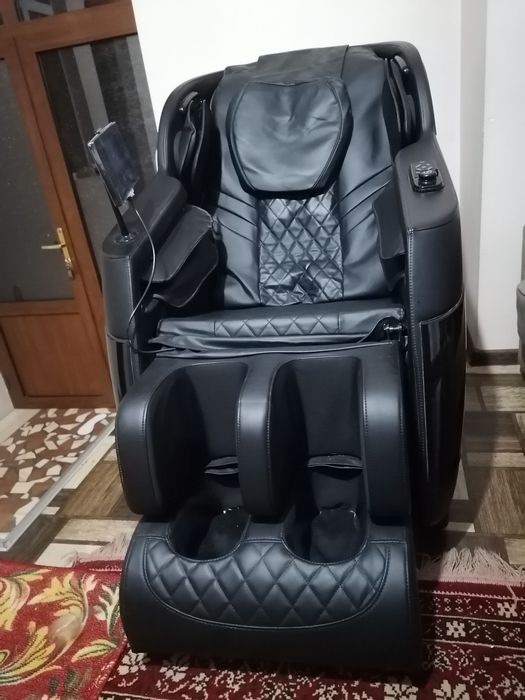 Massajor kreslo yangi
