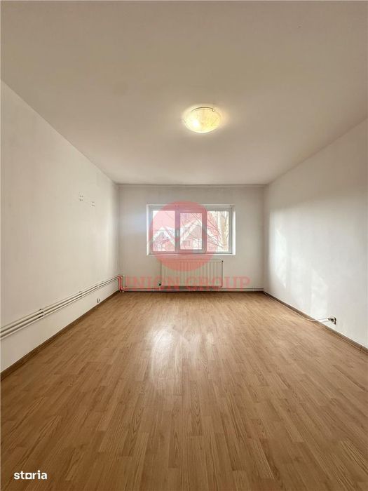 Apartament 4 Camere Decomandat, Etaj 2, Zona KM 4-5