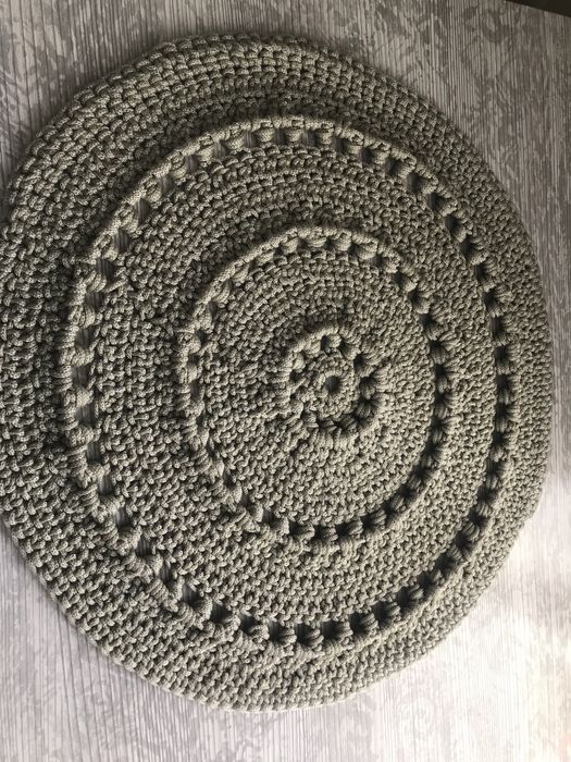 Продам коврик 5000 тенге