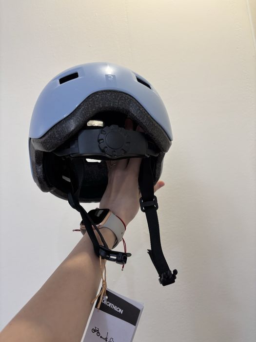 Детска пастелносиня каска за колело, ролери, скейтборд, тротинетка