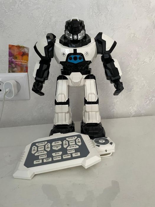 Продам робот в отличном состоянии