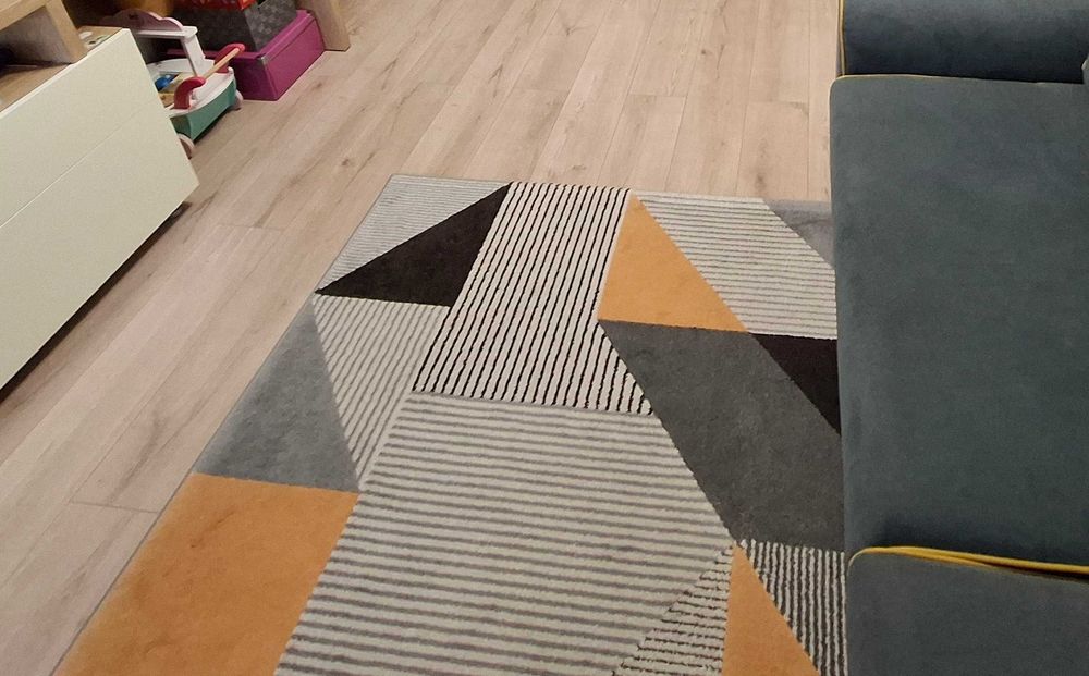 Covor Gladys Duro, sintetic, cu fir mediu, galben/gri, 140x200 cm