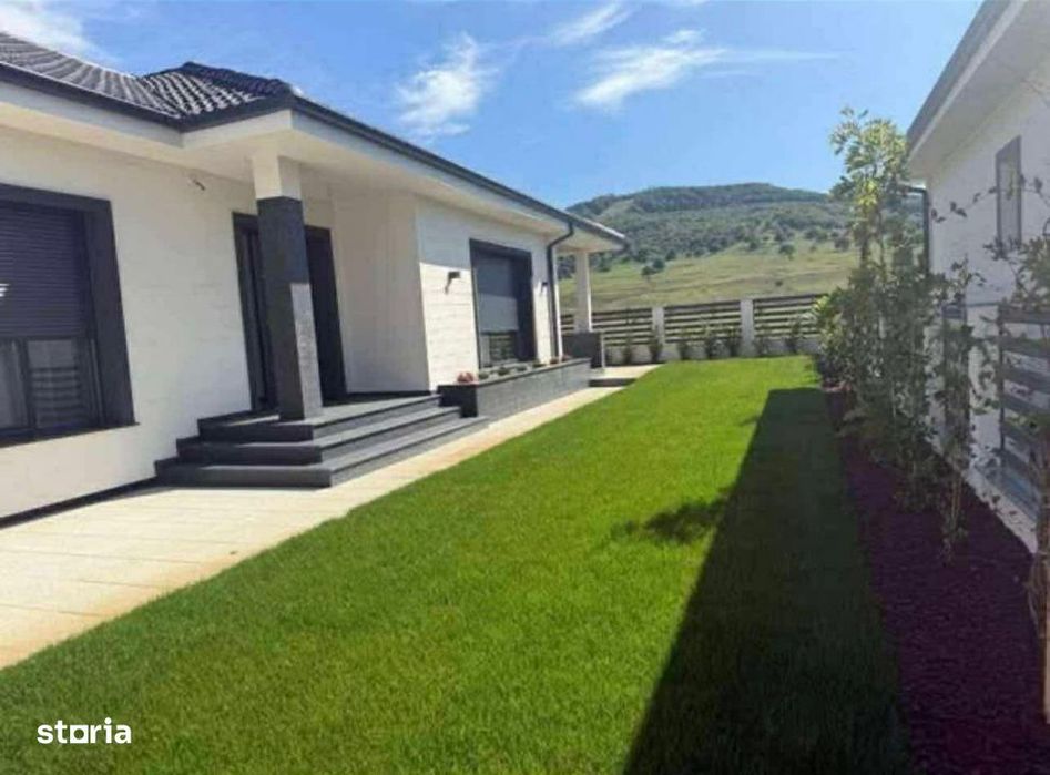 Casa tip parter,3 camere,5 arii,Zona Unirea