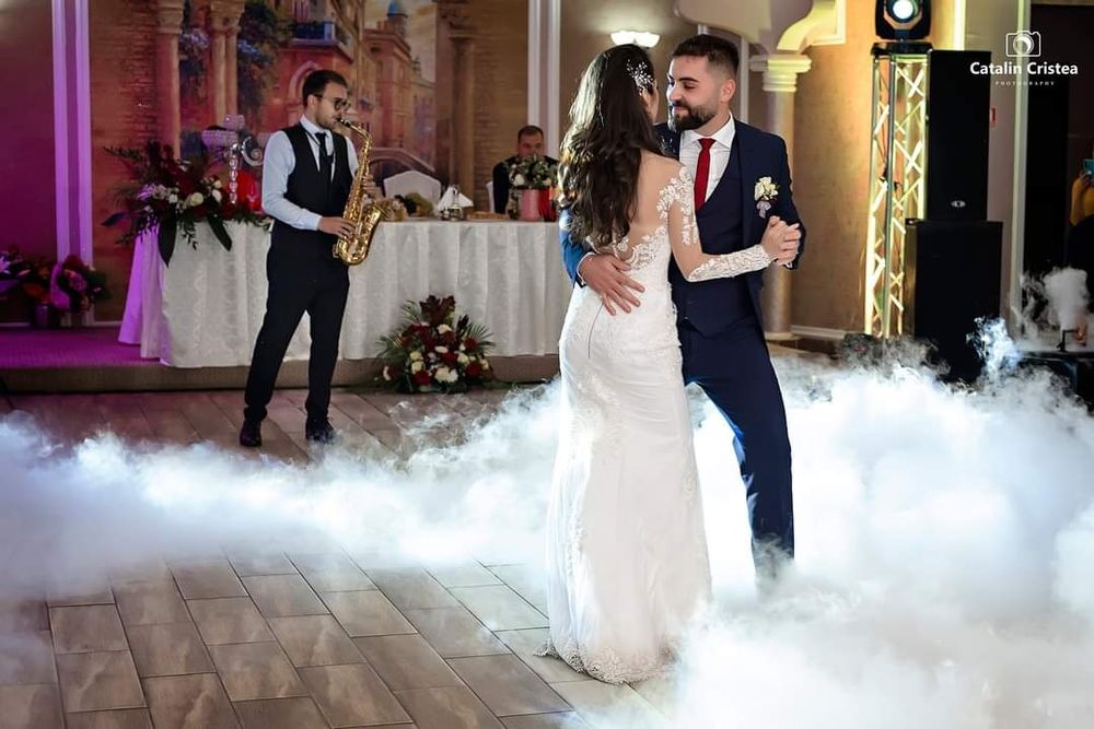 Saxofonist pentru evenimente – atmosferă rafinată tip Café-Concert