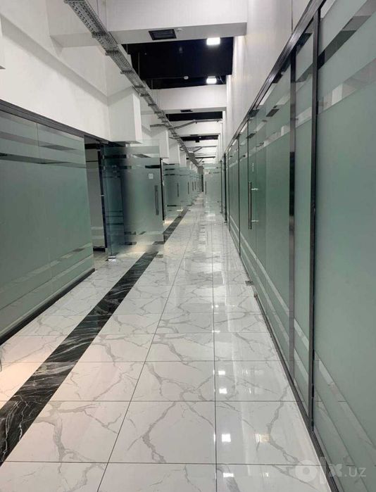 Сдается в аренду коммерческое помещение рядом с метро Новза. 480m2