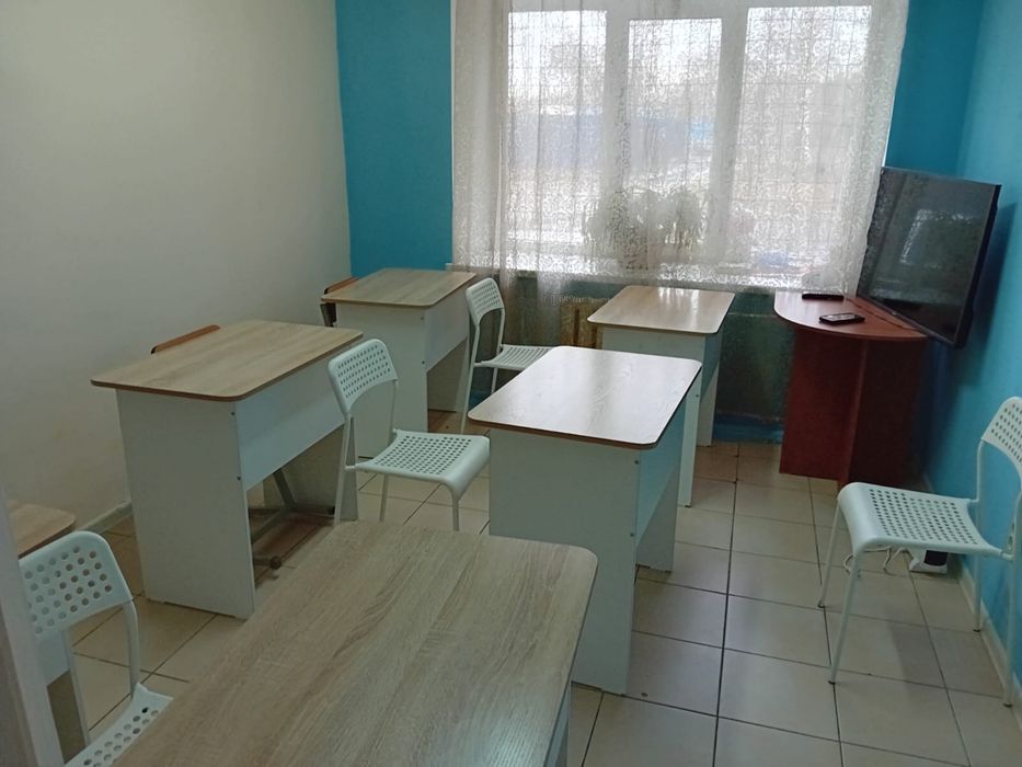 офисная мебель б/у.