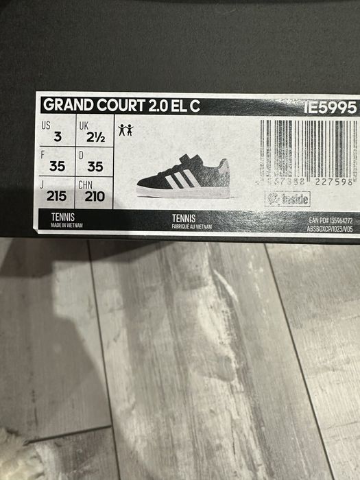 Маратонки Adidas 35 номер