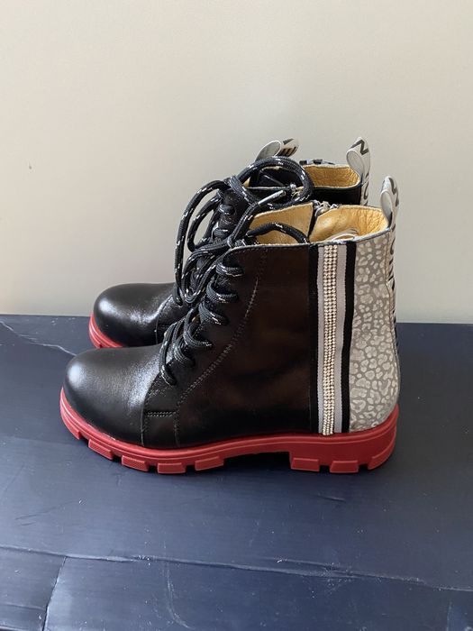 Сапоги 35 размера . Новые