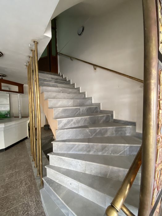 Дава се под наем Магазин в Добрич, Център - 160 кв.м за 408 € - Снимка #8