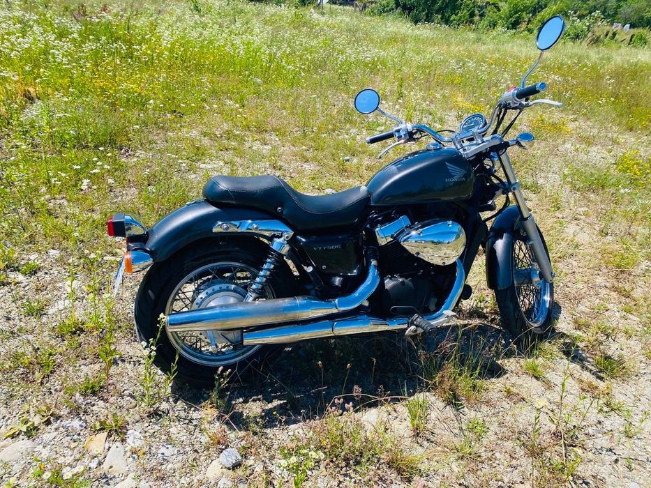 Motocicleta HONDA VT750 impecabilă 31300km an 2015