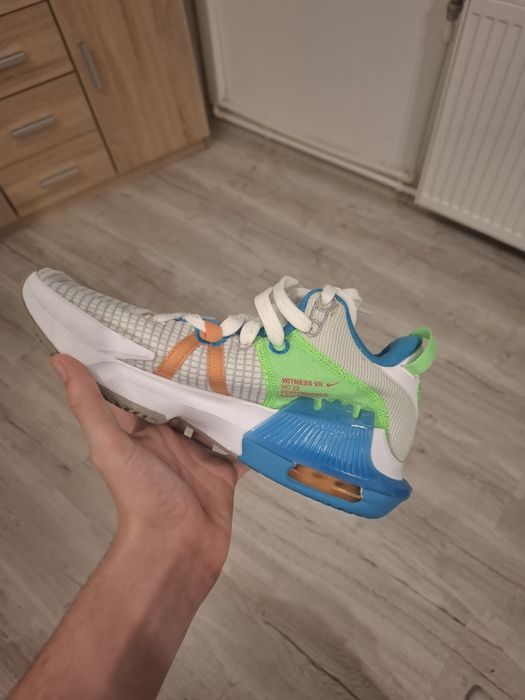 LeBron witness 7(42.5)