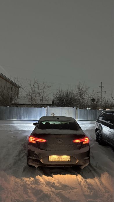 Hyundai elantra 2019