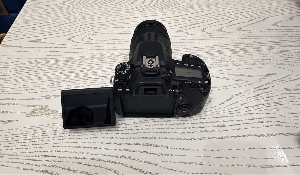 Canon EOS80D профессионал фото самера янги холатда дейарли ишлатилмага