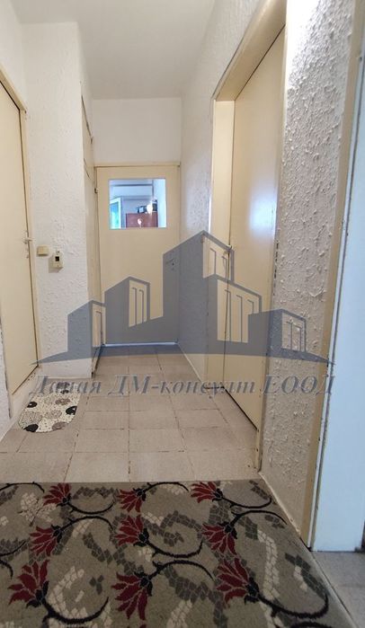 Продава се Тристаен апартамент в Нови пазар - 72 кв.м за 815 €/кв.м - Снимка #11