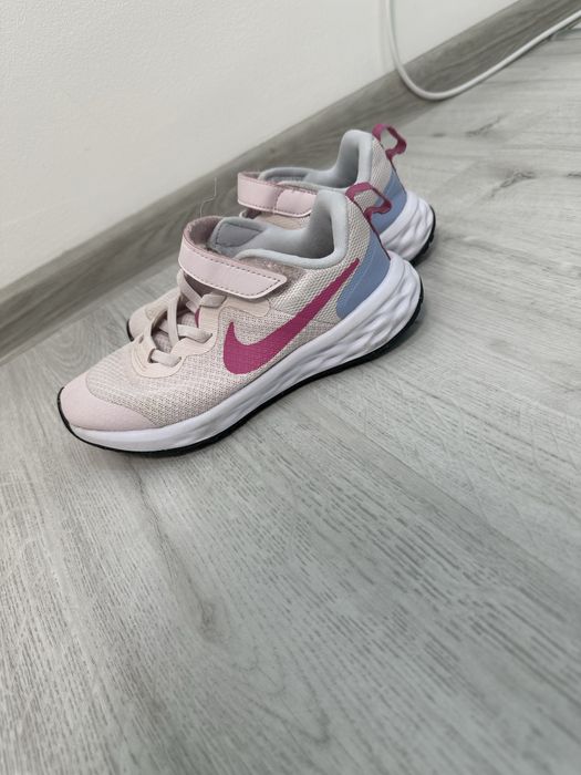 Оргинални маратонки nike