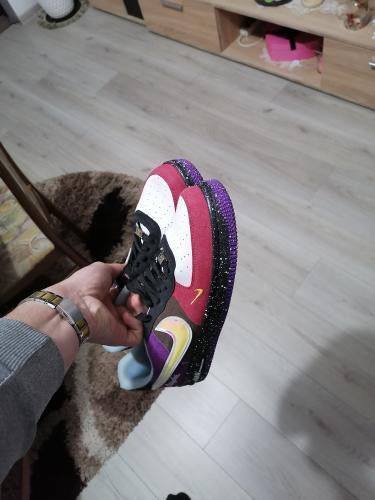 Nike air force (Los Angeles)