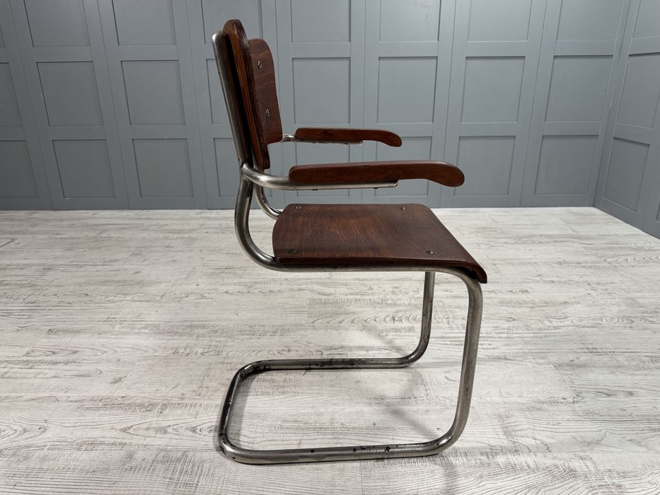 Винтидж стол по дизайн на Mart Stam Р407