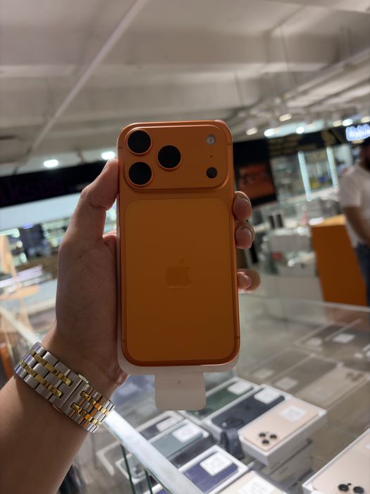 Iphone 17pro sim+esim 1024gb.