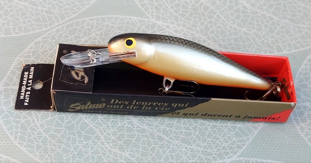 Воблери Salmo Roach