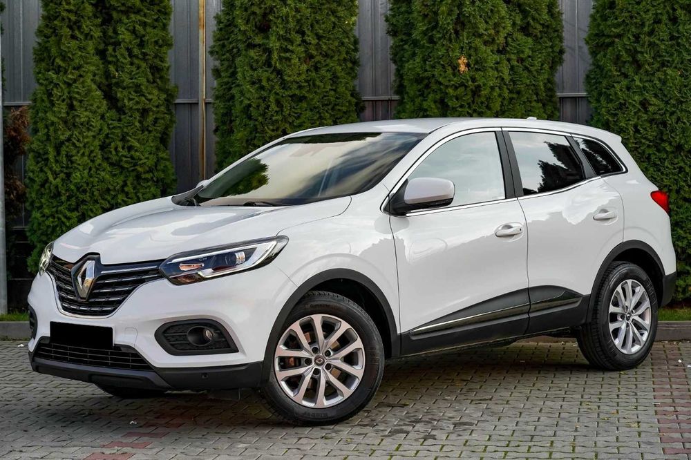 Istoric Renault-CarPlay-Android Auto-Gps