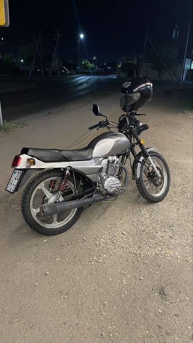 Мотоцикл 200 куб