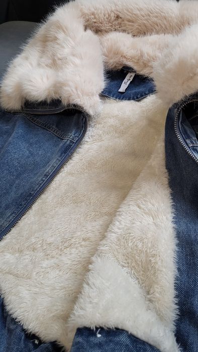Дамско яке от деним и пух