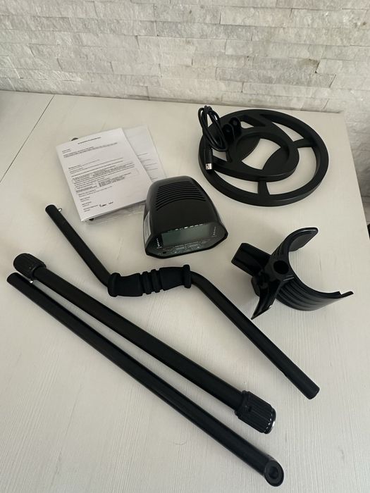 Detector metale nou profesional