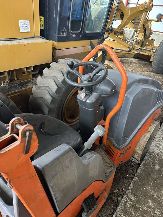 Продам каток HAMM