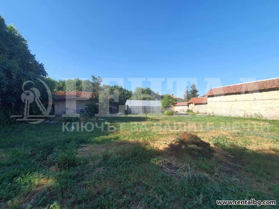 Къща с двор, с. Ягодово