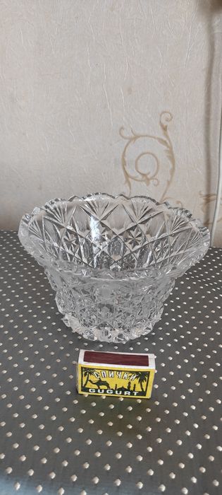 Вазы хрустальные