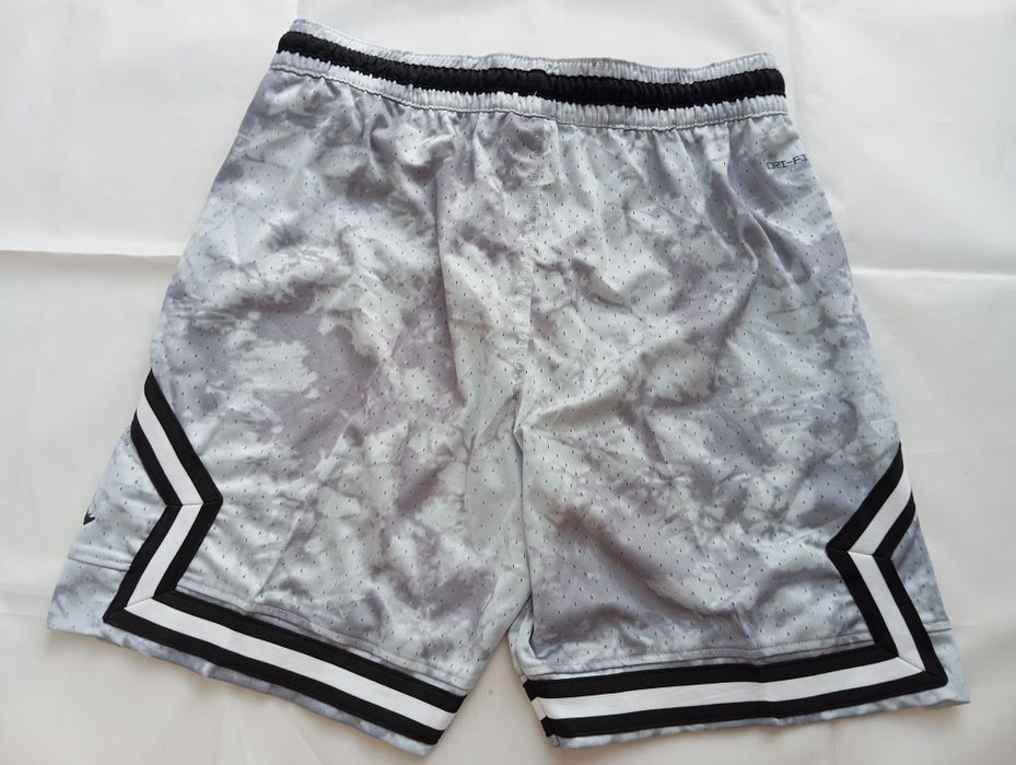 Pantaloni Jordan - Marimea M