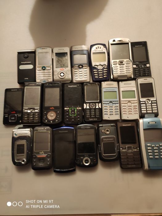 Продам кнопочный телефон samsung