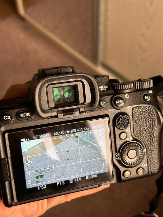 Sony a7 IV + объектив 50мм 1,8
