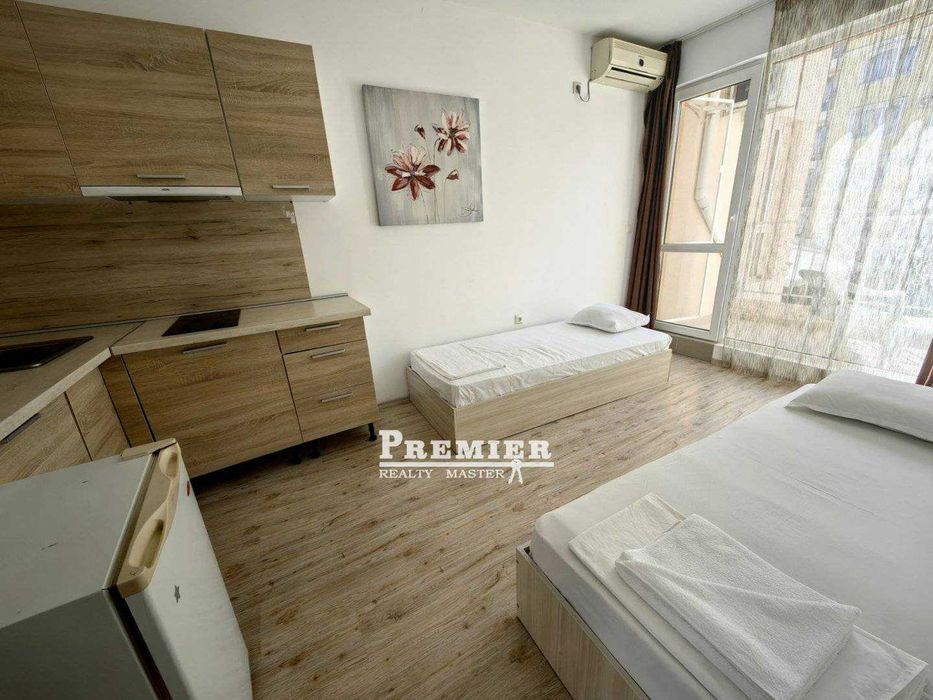 Продава се Двустаен апартамент в к.к. Слънчев бряг - 50 кв.м за 1240 €/кв.м - Снимка #1